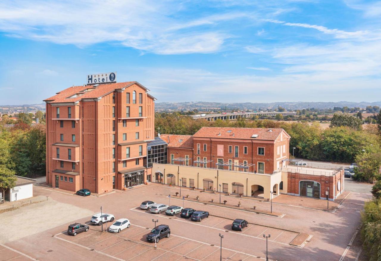 Hotel Ristorante Al Mulino By Lvg Hotel Collection Alessandria Exterior photo